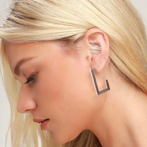 LULU’S Boxy Silver Hoop Earrings